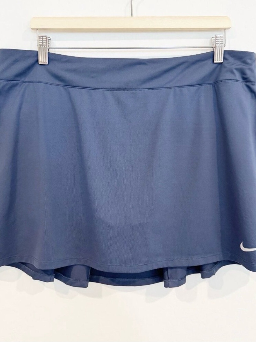 Nike Women’s Navy Athletic Skort